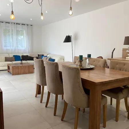 Casa Laura Апартаменты *